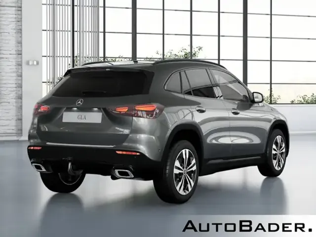 Mercedes-Benz GLA 200