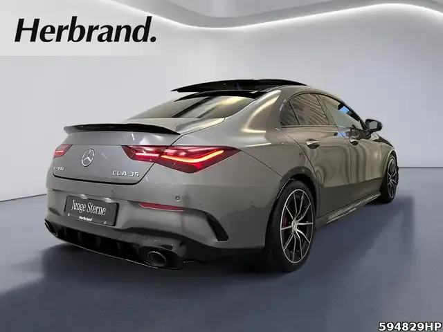 Mercedes-Benz CLA 35 AMG