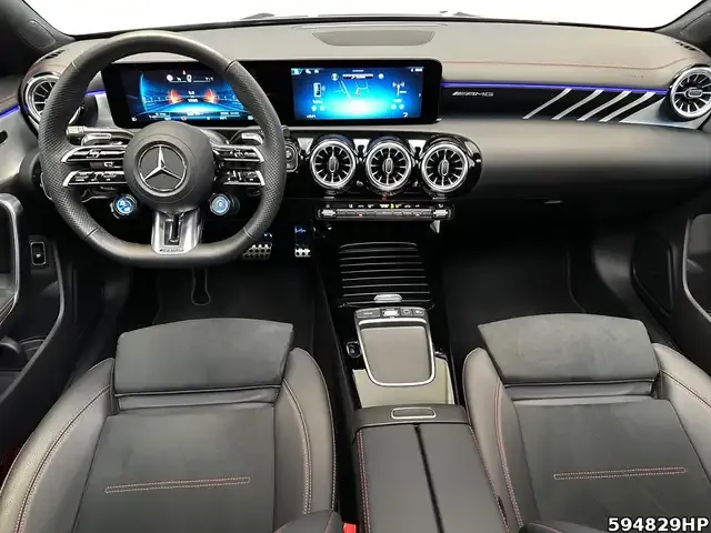 Mercedes-Benz CLA 35 AMG