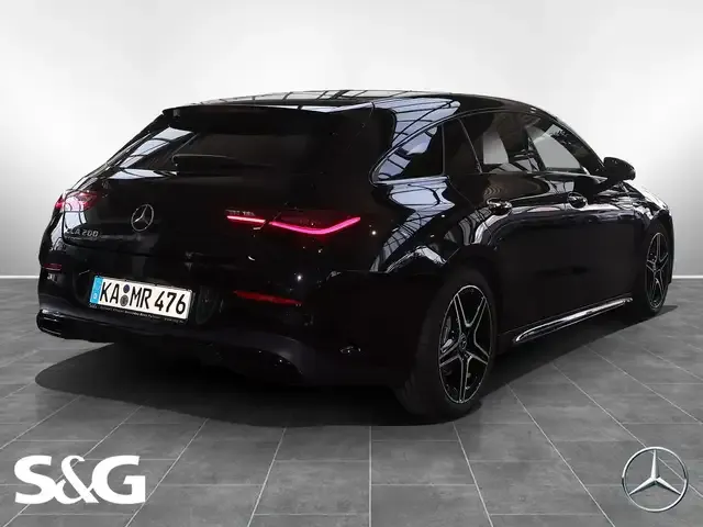 Mercedes-Benz CLA 200
