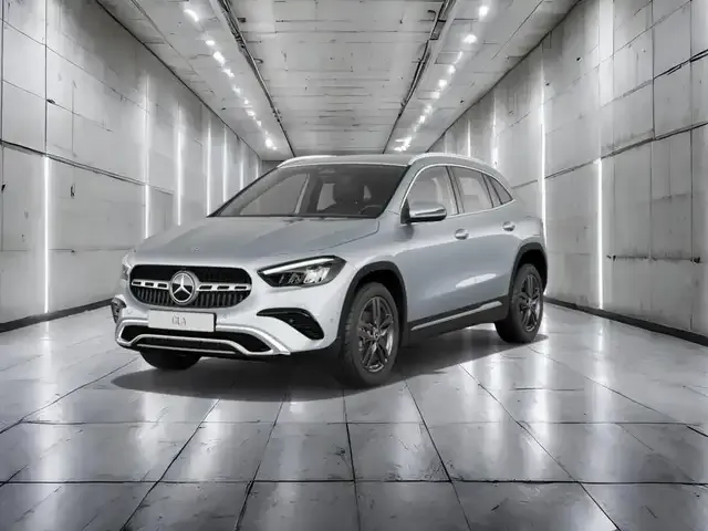 Mercedes-Benz GLA 200