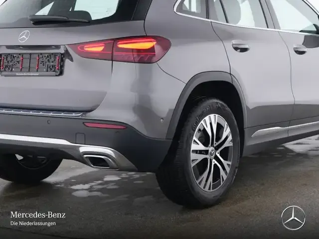 Mercedes-Benz GLA 200