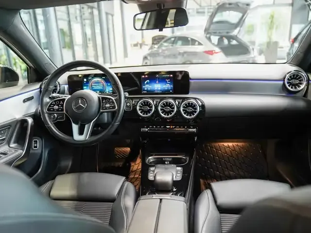 Mercedes-Benz A 250
