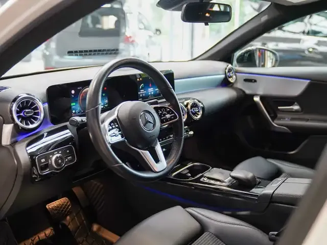 Mercedes-Benz A 250