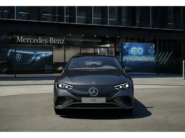 Mercedes-Benz EQE 500
