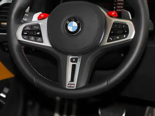 BMW M8