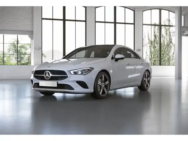 Mercedes-Benz CLA 180