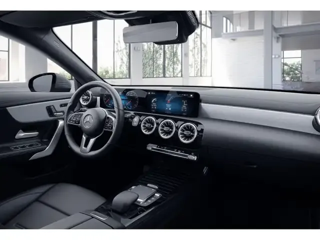 Mercedes-Benz CLA 180