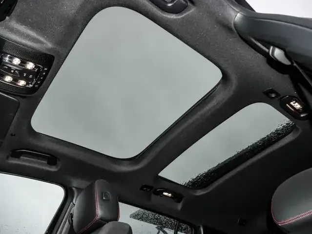 Mercedes-Benz EQB 300