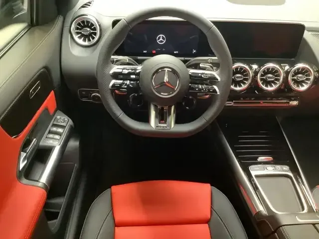 Mercedes-Benz GLA 35 AMG