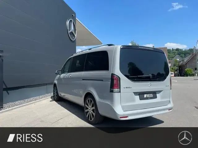 Mercedes-Benz V 300