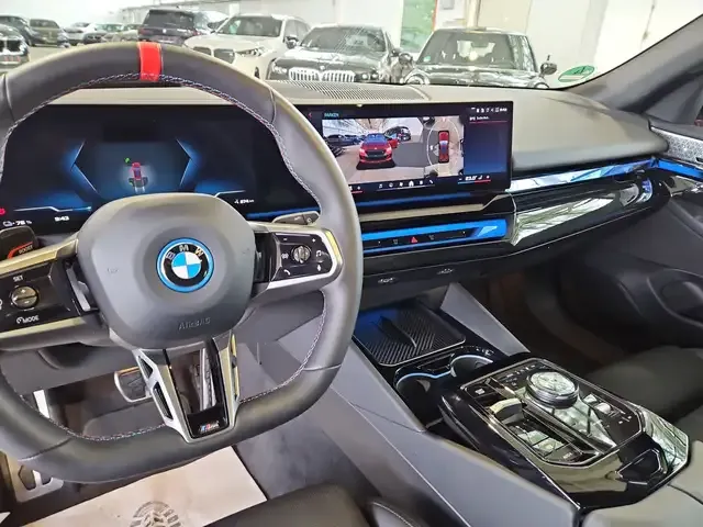 BMW i5