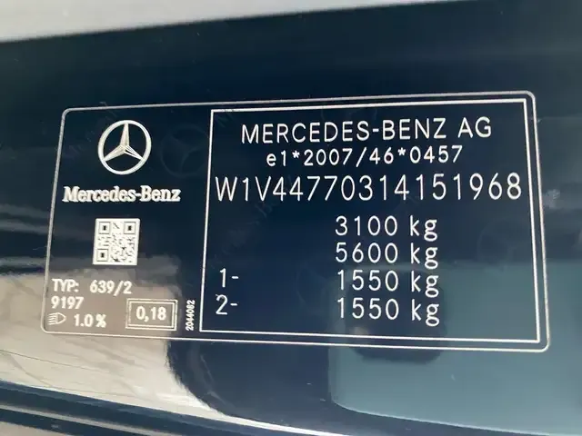 Mercedes-Benz V 250