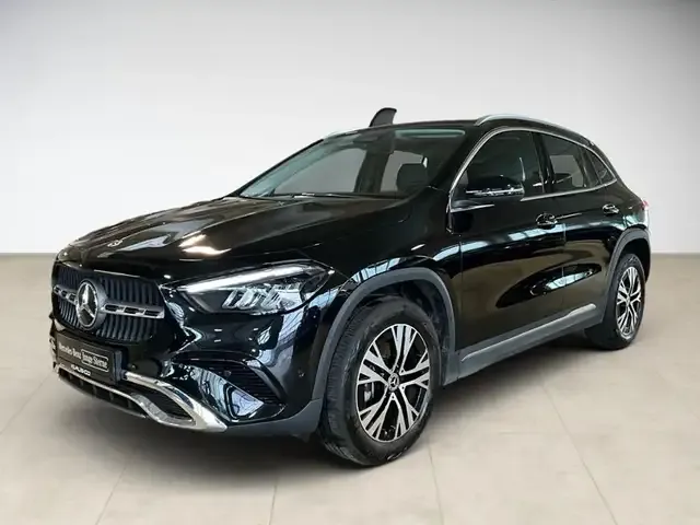 Mercedes-Benz GLA 180