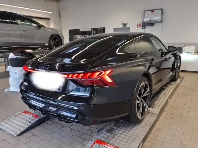 Audi e-tron GT