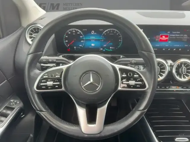 Mercedes-Benz B 250
