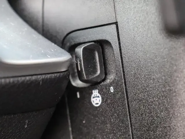 Mercedes-Benz EQB 350