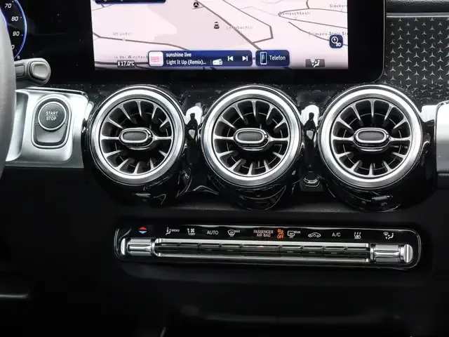 Mercedes-Benz EQB 350