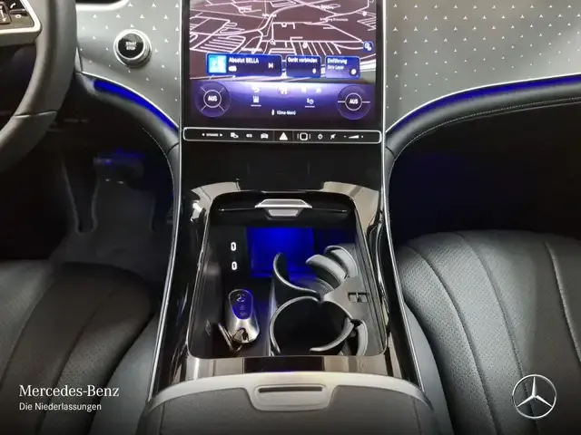 Mercedes-Benz EQE 300