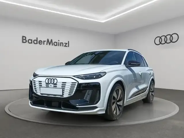 Audi Q6