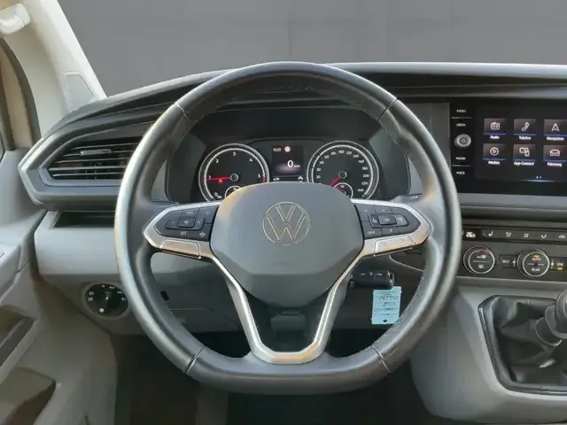 Volkswagen T6.1 Caravelle