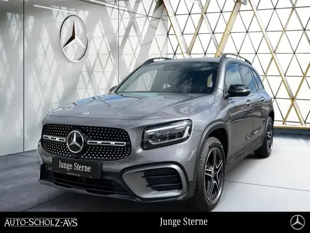 Mercedes-Benz GLB 200