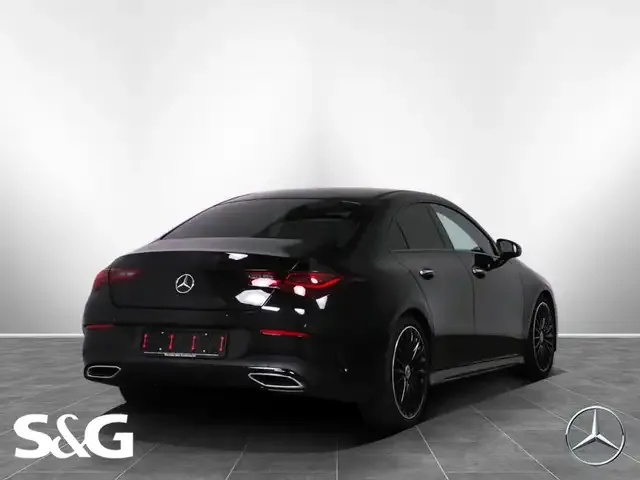 Mercedes-Benz CLA 220