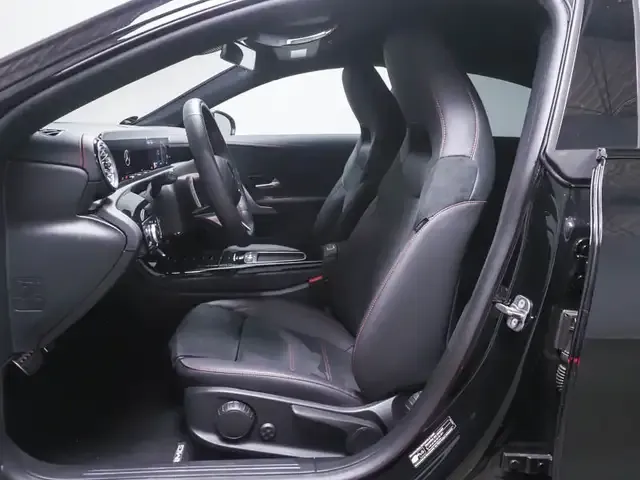 Mercedes-Benz CLA 220