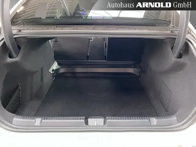 Mercedes-Benz EQE 350