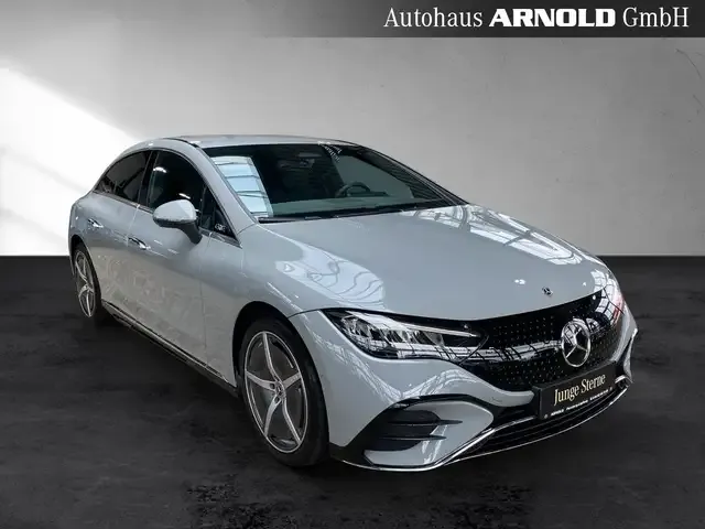 Mercedes-Benz EQE 350