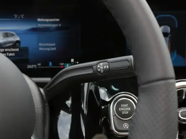 Mercedes-Benz GLA 220