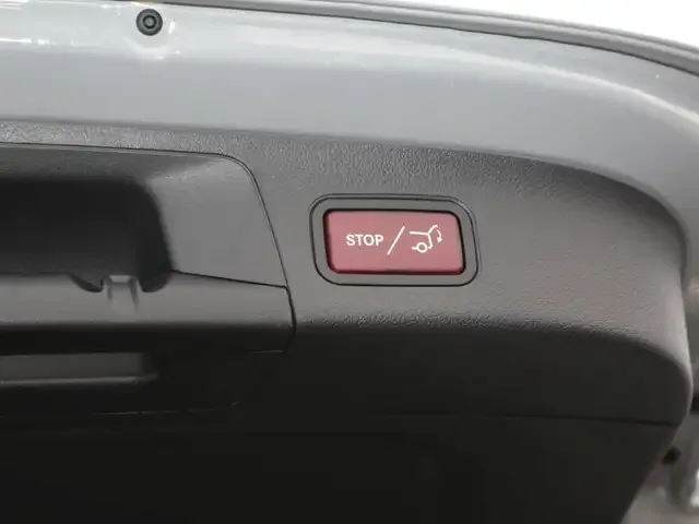 Mercedes-Benz GLA 220