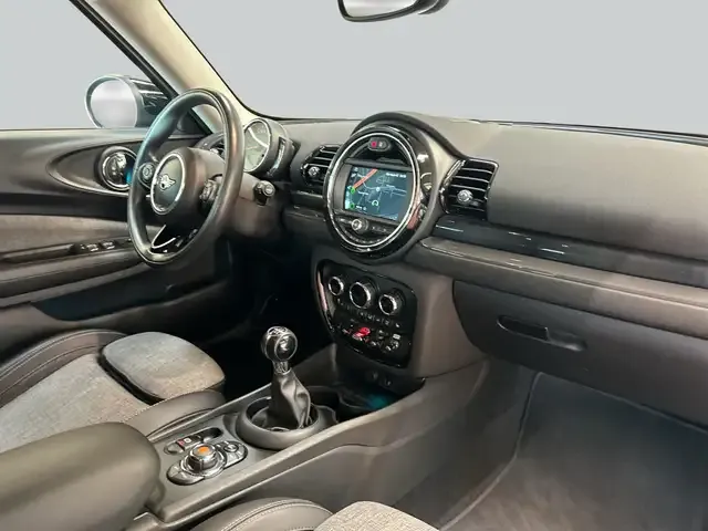 MINI Cooper Clubman