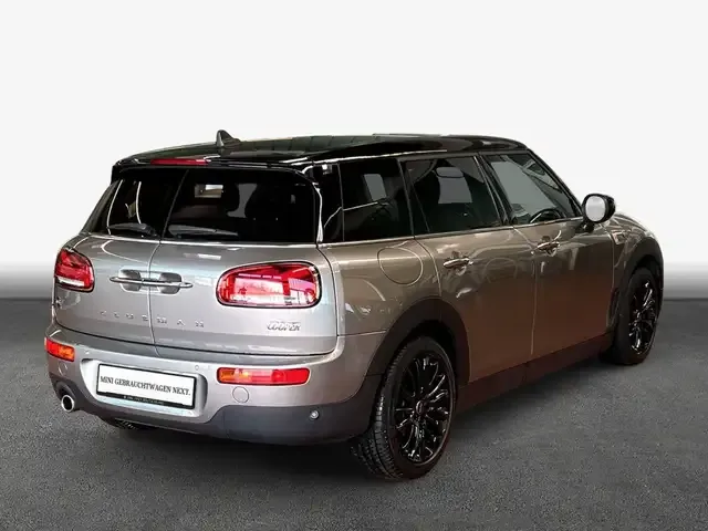 MINI Cooper Clubman