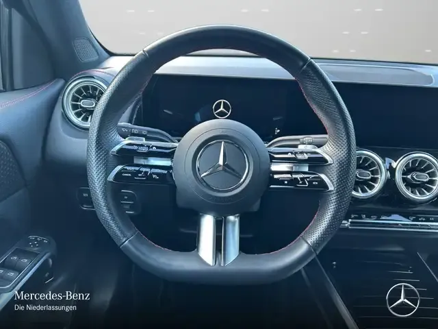 Mercedes-Benz EQB 250