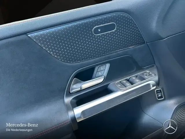 Mercedes-Benz EQB 250