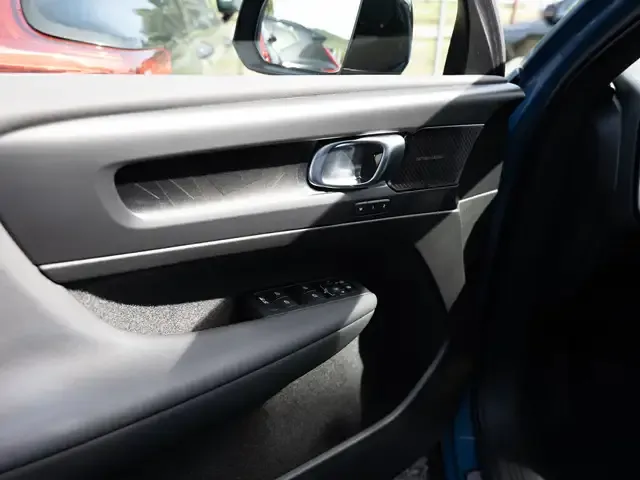 Volvo C40