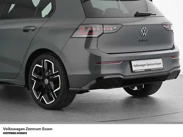 Volkswagen Golf R