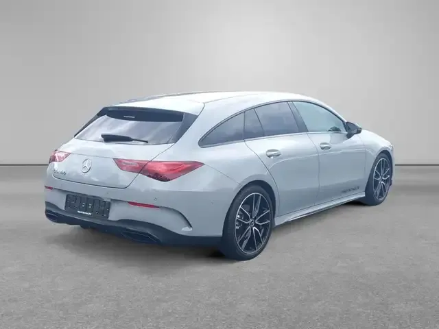 Mercedes-Benz CLA 180