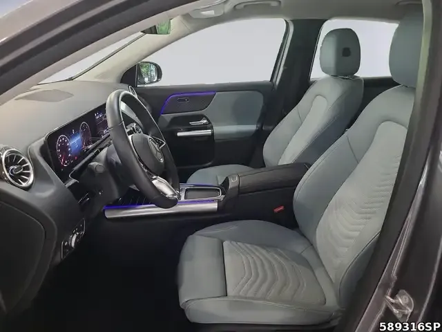 Mercedes-Benz GLA 220