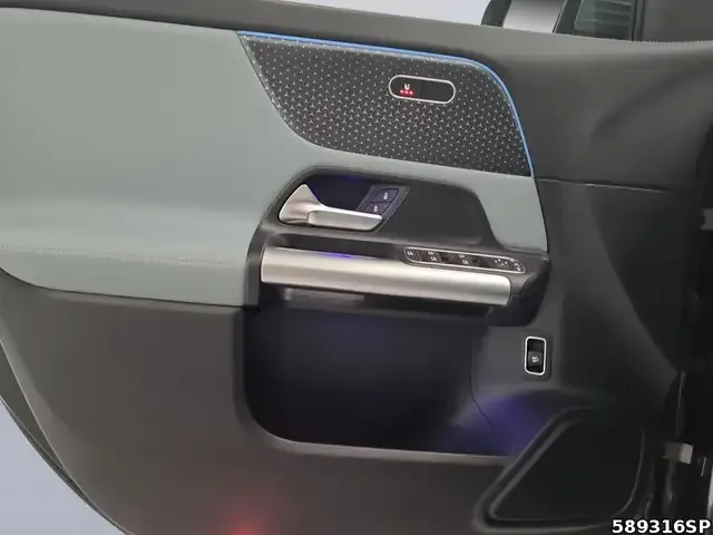 Mercedes-Benz GLA 220
