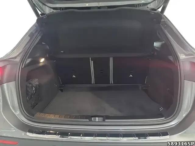 Mercedes-Benz GLA 220