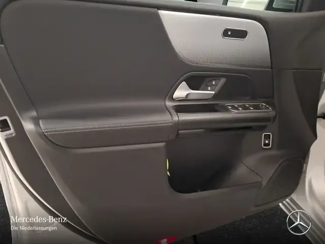 Mercedes-Benz B 250