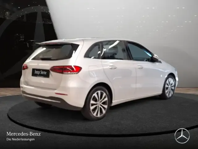 Mercedes-Benz B 250