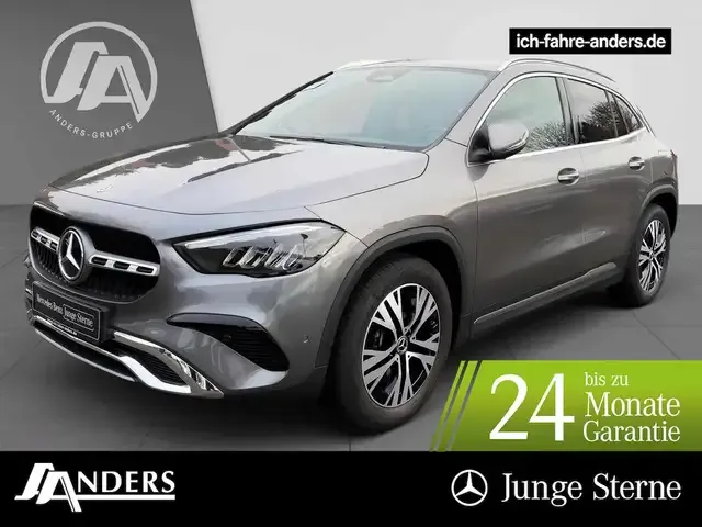 Mercedes-Benz GLA 220