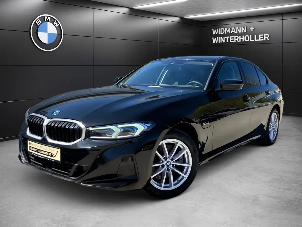 BMW 320