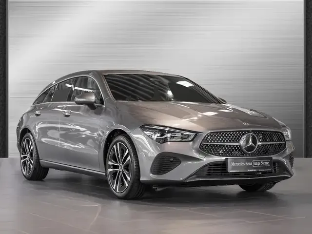 Mercedes-Benz CLA 180