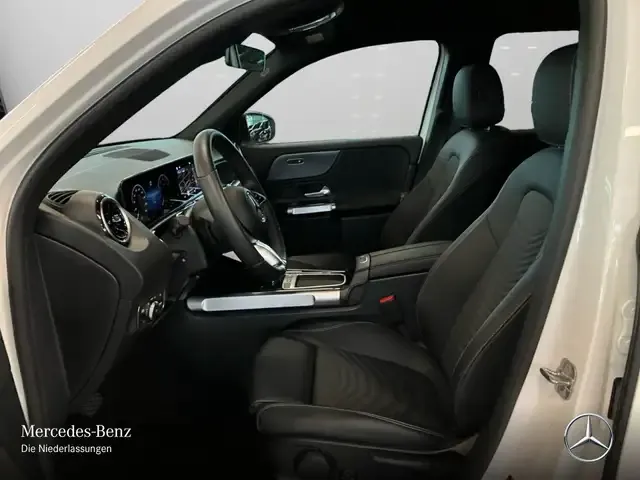 Mercedes-Benz GLB 180