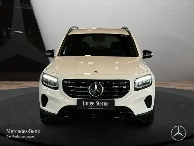 Mercedes-Benz GLB 180