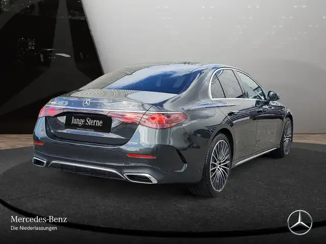 Mercedes-Benz E 400